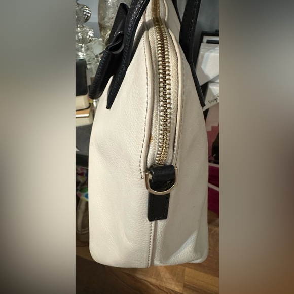 Kate Spade Bow Handbag - Picture 4 of 7
